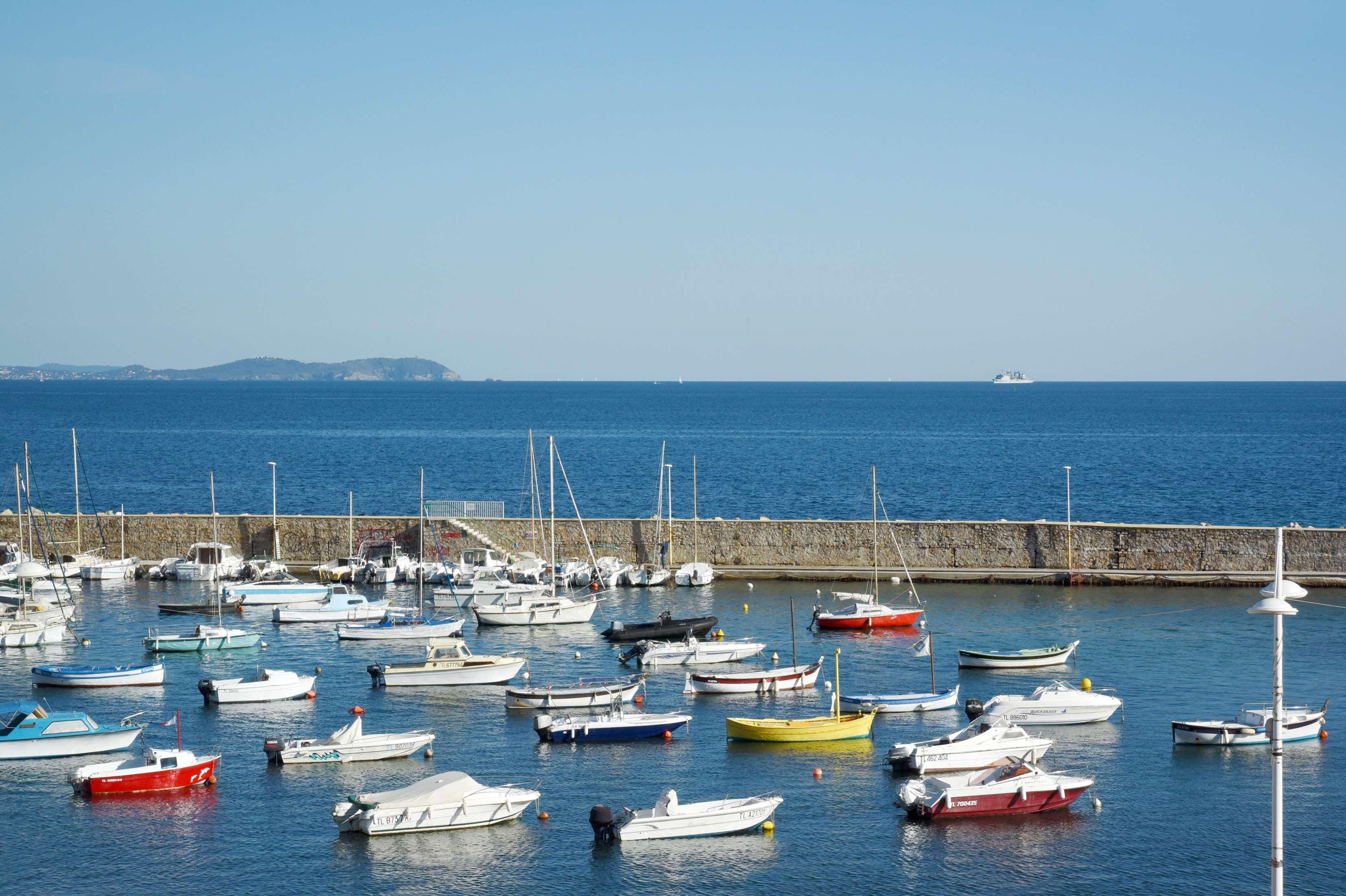 Best Western Plus La Corniche Toulon Exterior photo