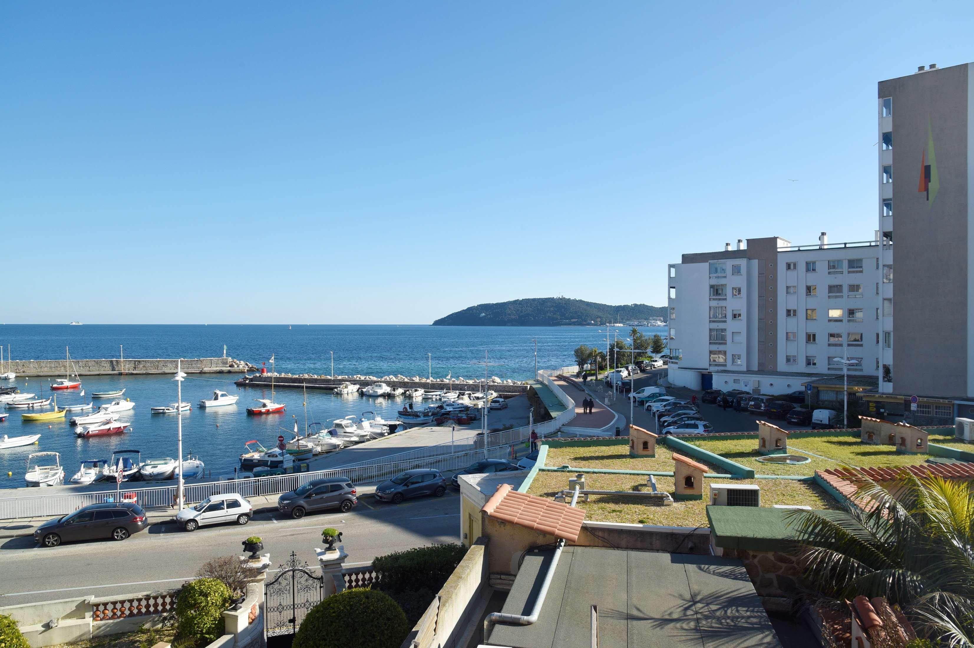 Best Western Plus La Corniche Toulon Exterior photo